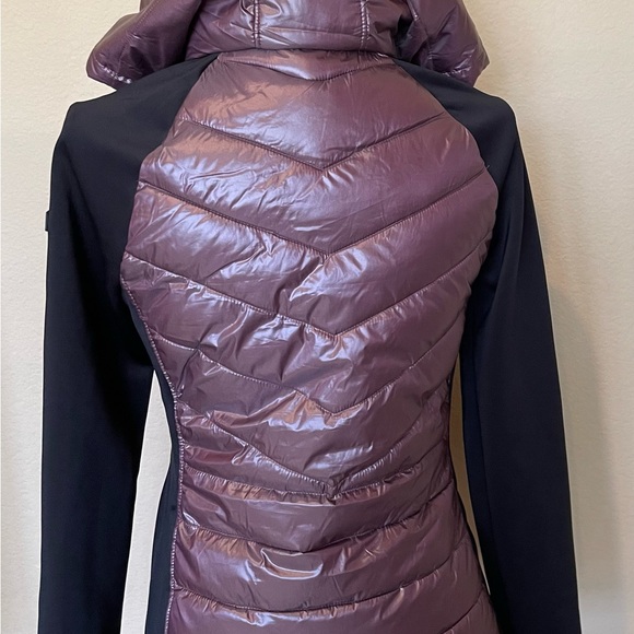 Calvin Klein performance coat - Picture 3 of 3